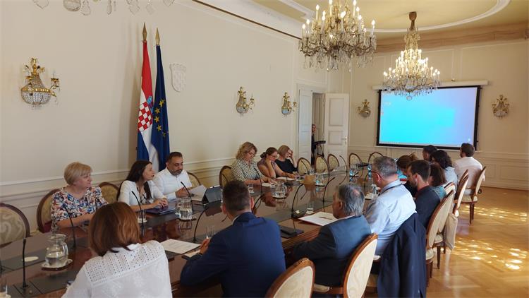 Slika /slike/Foto vijesti 2023/6. sjednica savjeta za LJP (1).jpg